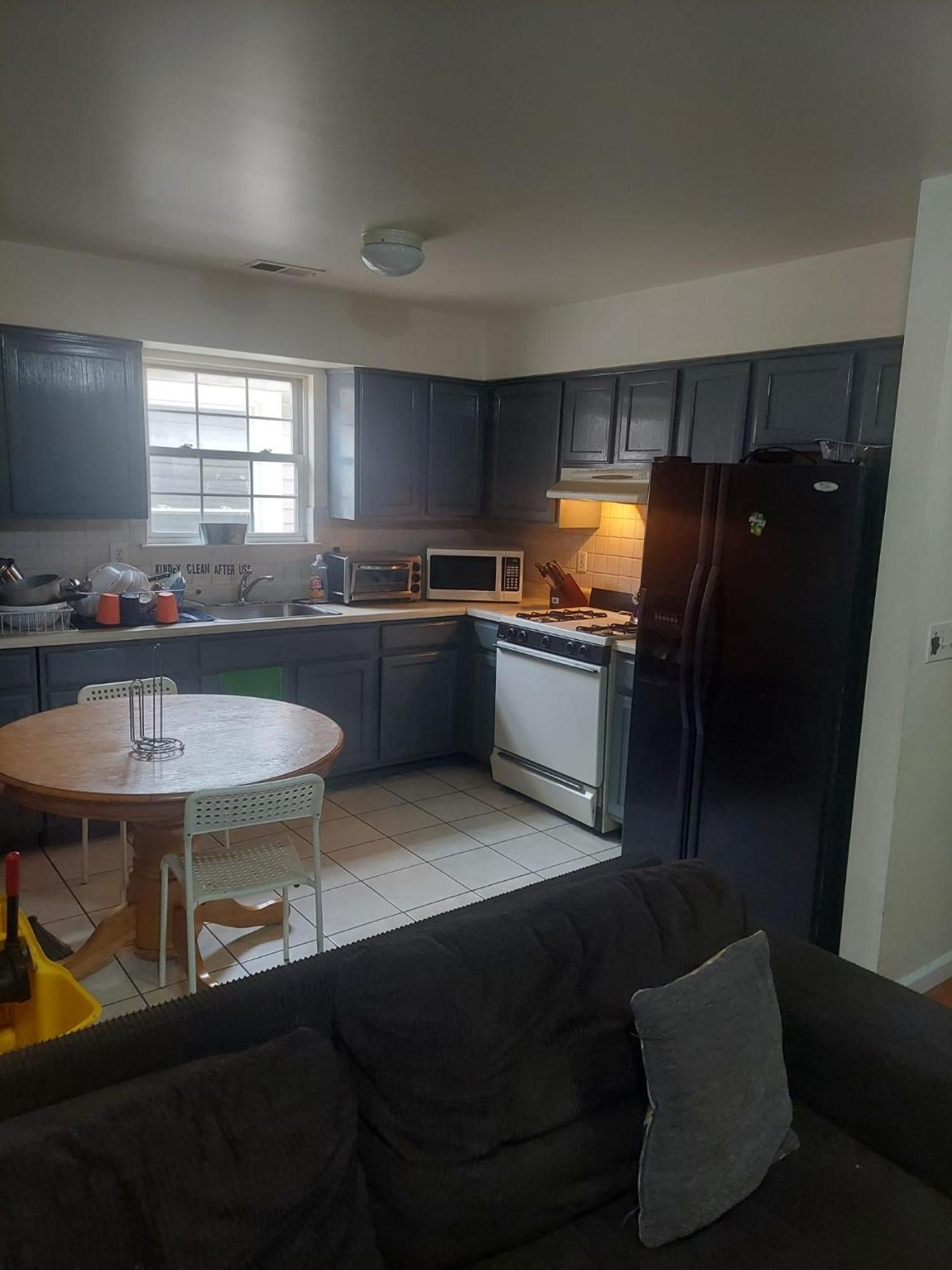 Crystal Room 1 Guest House Near 12Mins To Ewr Airport / Prudential / Njit / Penn Station Ньюарк Экстерьер фото